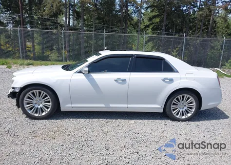 2012 Chrysler 300 Limited z USA, uszkodzony, nr VIN 2C3CCACGXCH232645